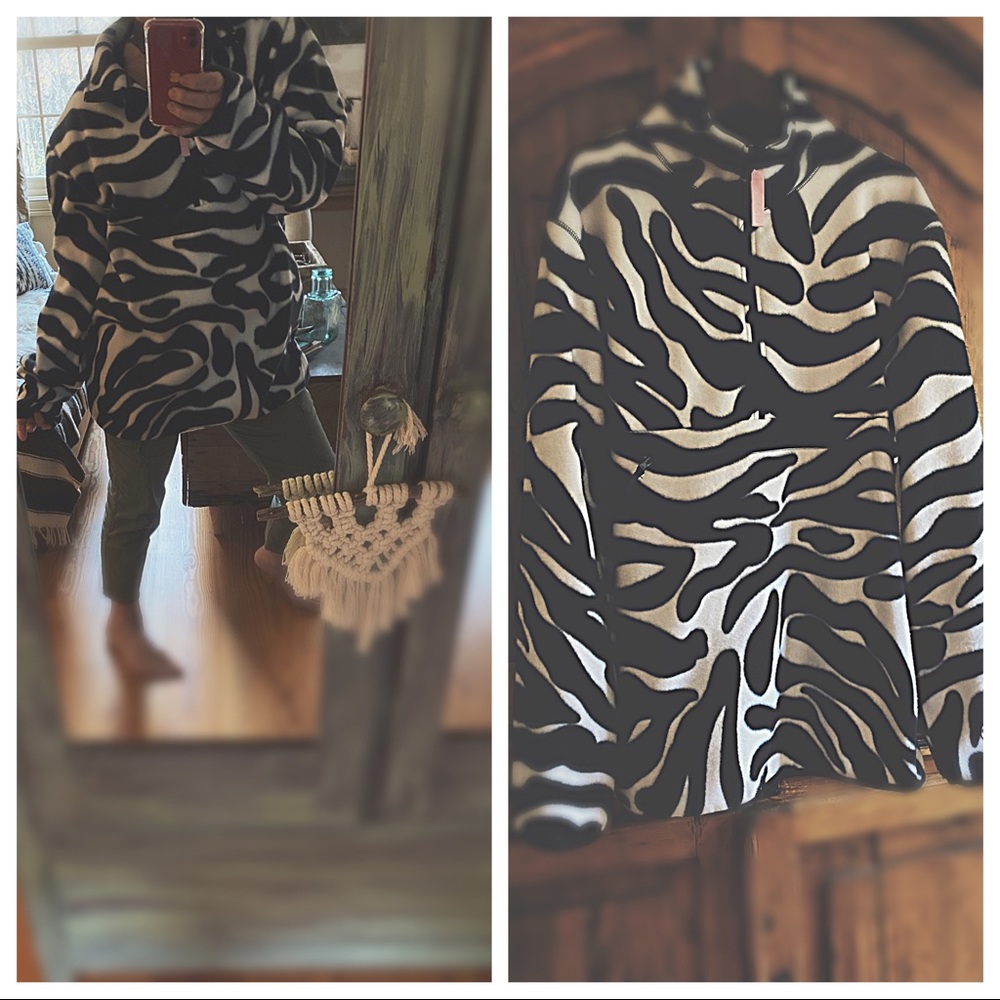 HP🌵Zebra Tech Fleece Half Zip 27” across 32”L - Picture 4 of 16